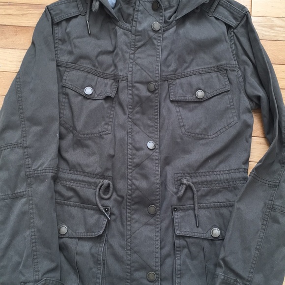 NWOT Green Military Utility Cargo Jacket Small - Picture 2 of 4